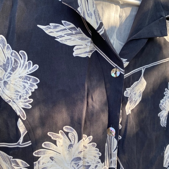 Pineapple Moon Women’s Vintage 100% Silk button down shirt size XL - Picture 2 of 8